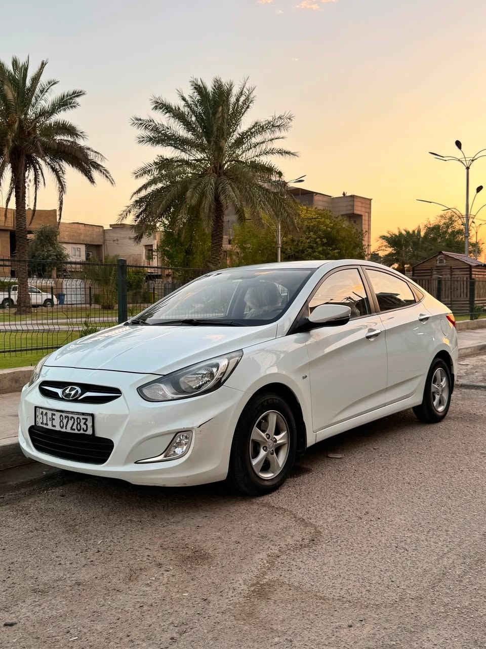 للبيع اكسنت على وضع الشركة جديدة جداً
استيراد الشركة العامة للسيارات مواصفات البيسك 
دبل سويج سبير منازل كلشي بيها على البلاد 
مديل 2013 المسافة المقطوعة 60km حقيقي
محرك 1600 شرط برغي ممفتوح بيها 
لون ابيض رقم بغداد دولي بأسمي سنوية لغاية 2031 هزة جديدة 
كفالة عامة من عدا دحجه على كد تلاث اصابع بل جاملغ الخلفي مثل مموضح بل سونار 
شرط حته دعامياتها بلاديه قطرة صبغ مابيها 
السعر 108 و بيها مجال 
العنوان بغداد / السيدية 
***********
***********
