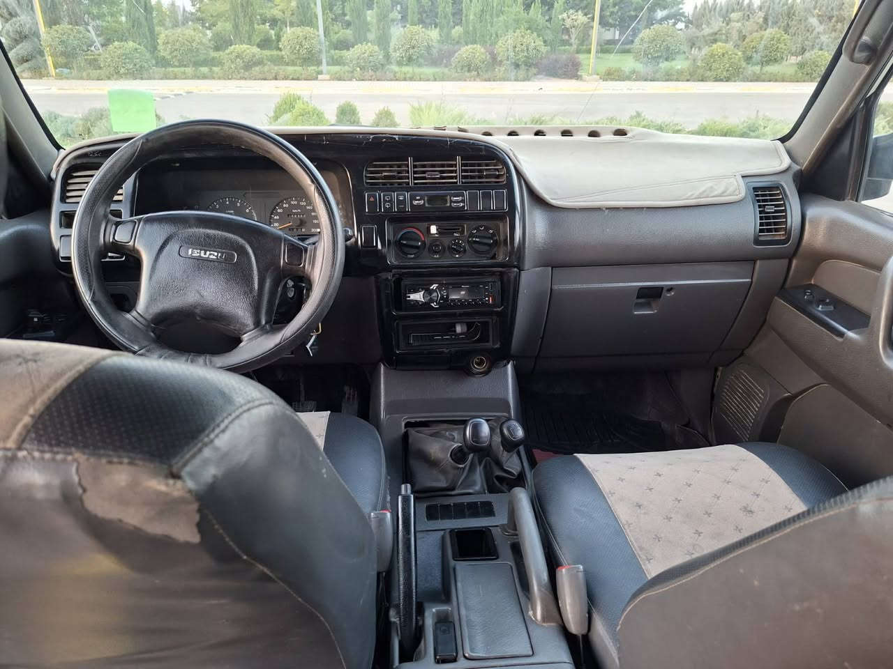 🚘 بە ناوی خوای گەورە و میهرەبان ❤
ئای سوزو
گێڕومەکینەبیلاد 
🔹 مۆدێل: 1997 لەسەردەقی شەریکەماوە
🔹 ئاڕم بلاستیک هەولێر
🔹  ئاڕم ئەوەلیات بەشەرت
♦سەیارەکەبێ بۆیاخە
🔹بڕاوە و موس بەشەرت
✅ مەکینە، گێڕ  هەمووی بەشەرت
✅ تەبرید سارد 🥶 و گەرم 🔥 بەشەرت
✅ هەموو کارەبای تەواو کار دەکات
چوارجام کرابە
✅ موشتەری نیت سەرم مەیەشێنە 
✅ تایەکانی %50 باشن
✅ ناو و دەرەوەی سەیارەکە زۆر پاک و جوانە

💯 سەیارەکە ماڵی دۆستە و بەس فرۆشتنە.
♦تامی باتڕۆڵێکی نەیا گلەی بکە بەس ماشااللەی ئەوێت

💵 نرخ: 36گەڵا، کەمێک معامەلەی برایانە.

📍 شوێن: سلێمانی

📞 ژمارەی پەیوەندی: ***********
 ***********
تەنهاپەیوەندی
⚠️ تکایە تەنها موشتەری  پەیوەندی بکات. كيفري, ديالى
