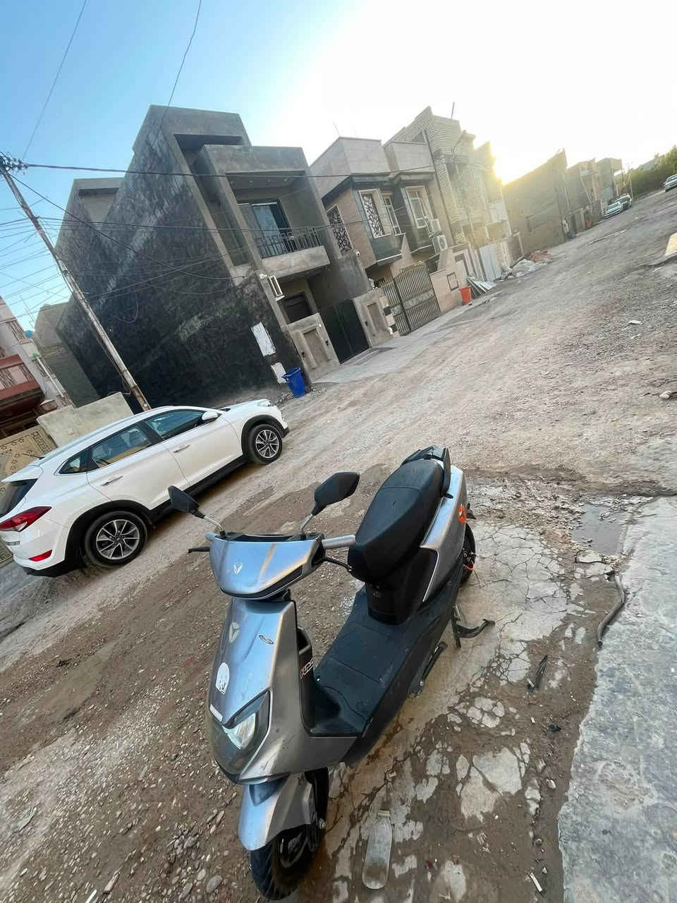 تم النشر مره اخرى بسبب الوعود الكاذبه 
دراجه شحن بسعر مناسب 6 بطاريات نوع كرافن 💥 الملف 1200☄️ الشحنه الوحده تمشيك 40 كيلو متر دراجه عيبه بس الكفرات الخلفيه براغي ضاربهن والايت الامامي يرادله فيشه ب3الاف دينار بس ذني عيبه دراجه حساساته قويه تنزل ستاند متمشي الى من ترفعه بيه نضام بك ونضام الوقوف بارك بيه شحن تلقائي مكاني بغداد الدوره  راحه او امان 👌🏽💥 رقم الهاتف *********** بي واتساب
