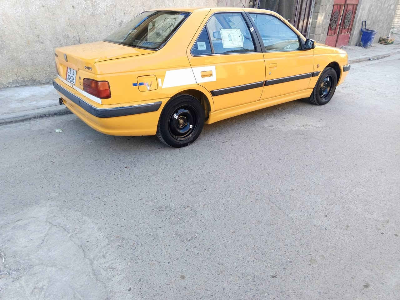سلام عليكم خوتي بيجو مديل 17 كفاله عامه لا تبديل ولا ذربه ولا صبغ بيه بارد بل شفت لبنيد عله كد شبرين مكينه كير تبريد خير من الله فقط رايدله تلحيضات بصيطه مكان السياره بغداد الشعب حي بساتين قرب مدرست الاساور هذه رقمي  ***********
