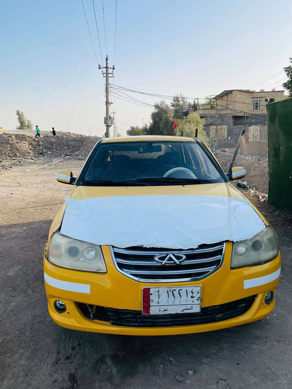 السلام عليكم شيري للبيع سياره كدامك كير مكينه خير من الله بيها منضومه تبريد بس عوزه فيشه سنويه ساقطه ب23 راعيها موجود اذا تريد امداور السياره هاي نضافتها وهاي تفاصليها مابيها شي بعد  .. السعرر  15 وبيها مجال بسيط واذا اكو مراوس بسمند عادي... مكان السياره الناصريه مدينه الصدر خلف الروف الاتصال على الرقم ***********
