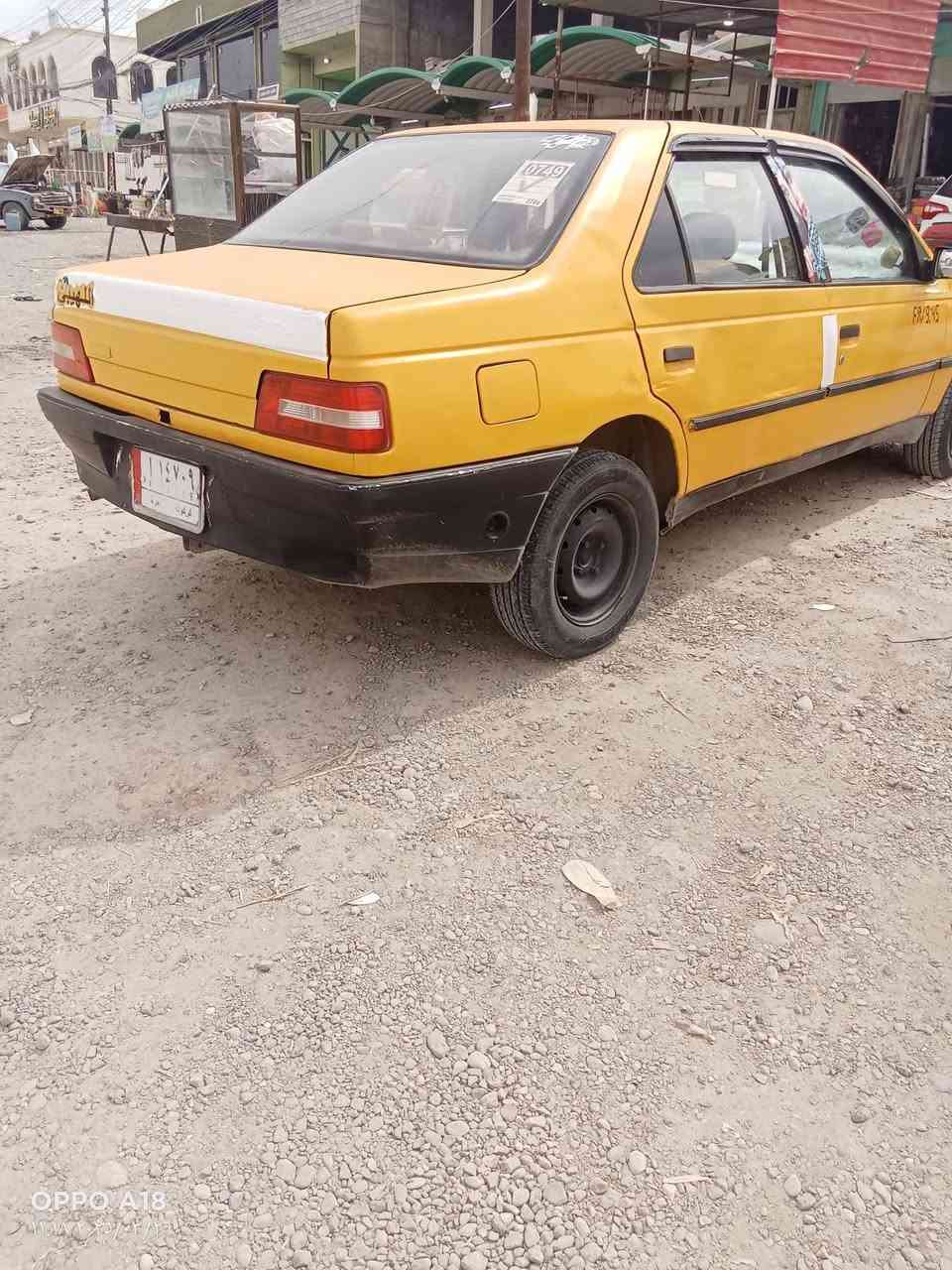بيجو للبيع موديل 1993 رقم كركوك مشروع وطني عليها هيا 400 ألف غرامات صفر شرط الوكاله والتحويل السعر 18 وبيها مجال مكان سياره موصل الأيمن العبور.    اتصل عل رقم ***********
