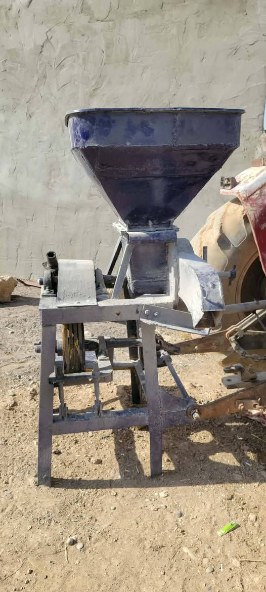 سلام عليكم جاروشه مال اعلاف بدون خياس شرط الشغل ولنضافه السعر ب مليون150وبيها مجال العنوان الموصل الجانب لايمن حي العبور 
للتصال
***********
***********
