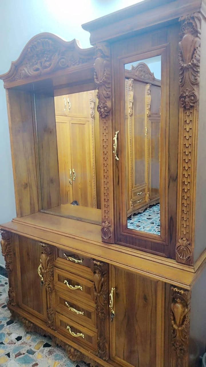 غرفة نوم للبيع داخل وخارج صاج بدون اي ضرر مكان بغداد ناحية الرشيد *********** اتصل وبيك خير وتدلل بسعر مناسب جدا
