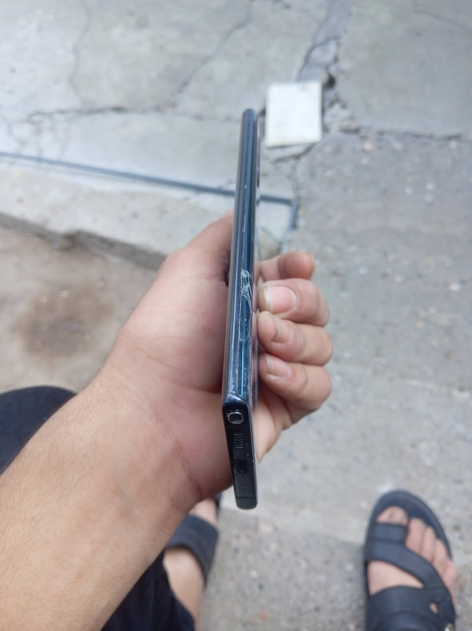 نوت 10 بلس • نظيف • ظهر مكسور