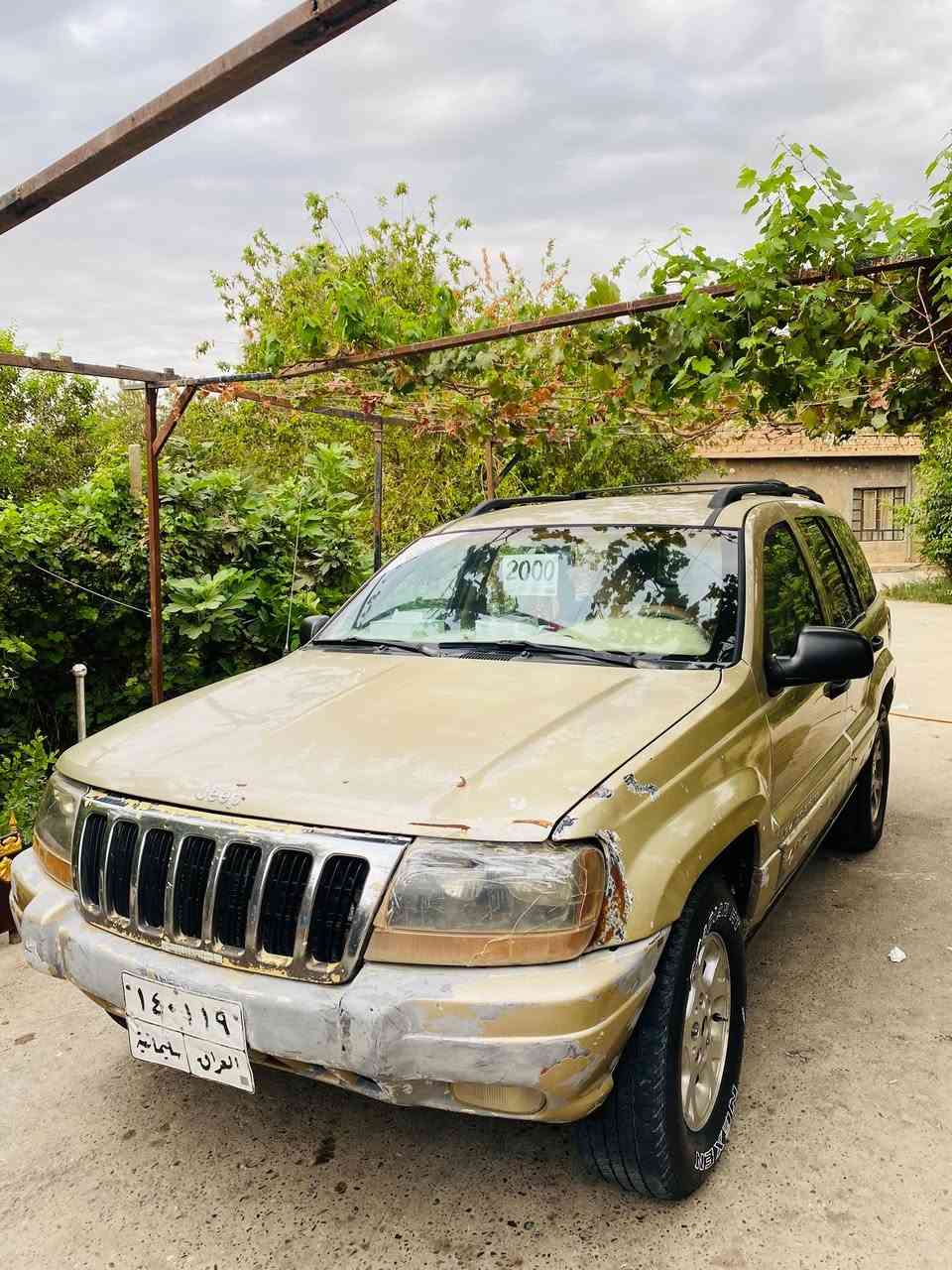السلام عليكم للبيع للبيع او مراوس حسب القناعه 
جيب موديل 2000 
سياره بدون حادث او ضرر 
كشرها حلو داخلها حلو 
مكينه مالتها فاره يطق يعني مكينه بل وجه تبديل  سياره حلوه مال جنيه رقمها سليمانيه شرط تحويل 
السعر 60وبيها مجال. حسب التفاوض 
اتصل وادلل ***********
***********
مكان السياره صلاح الدين تكريت
