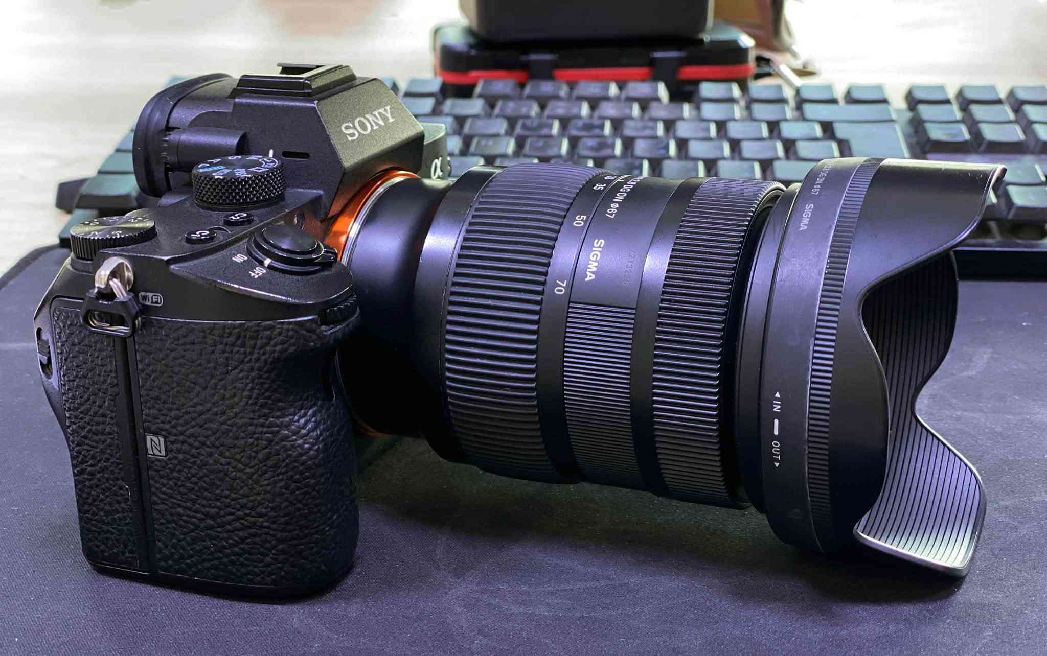 مليون و 600 قفل
ما مفتوحات نظيفات
عدسه 28-70 سكما
بغداد اعظمية
***********

نص مكتوب في الصور:
- CAMERA SHUTTER COUNT Find out how many shots your Digital SLR has taken RESULTS Shutter count 58976 SONY ILCE-7M3 Current value on eBay As an eBay Partner, this site may be compensated if you make a purchase using the above link X Post If you found this useful and love cameras, check out our new desktop app! CHECK ANOTHER CAMERA Digital Photo Gallery