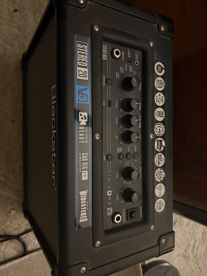 للبيع Blackstar Stereo V20
• القدرة: 20W
• Stereo: 2×10W
• 6 أنواع صوت
• Clean / Crunch / Super Crunch
• OD1 / OD2
• ISF للتحكم بطابع الصوت
• Reverb / Delay / Modulation
• 12 تأثير مدمج
• Presets لحفظ الإعدادات
• Tuner مدمج
• USB للتسجيل
• Headphone Output
• Line In للـ Jam
• يدعم Footswitch
• Super Wide Stereo

السعر: 250,000 دينار
*********** واتساب
