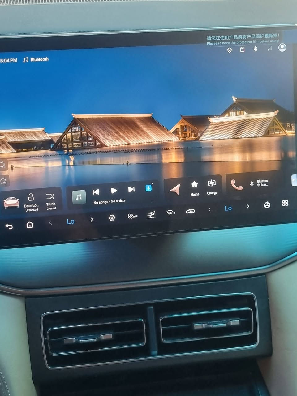 بي وادي سونك L  للبيع
تم عمل فحص شامل بتاريخ 🌷29/9/2026 🌷يعني البارحه🌷 يعني (مكفول )🌷 لادبل كود ولا pdr ولابارد 

الون رصاصي 
فول زيرووو   نسخة الحديثه بطاريه كبيره 120 كيلو بشحنه 
تفويله كامله تمشيك 1800 كيلو  سعه خزان الوقود 65 لتر ((غير مرقم )) يترقم حسب الطلب 🪩

🌷عداد الكيلو متر /24 km 🌷من الناقله للبيت 
 المكينه BYD SONG L البانزين جنيتر 1500 Cc وضيفتها شحن البطاريه تعمل بنظام بلكن هايبرد نظام الحديث المتطور جدا واعتمادينا من نوع DMI ويعمل هل محرك ثلاثه انظمه الي هو بانزين + شاحن خارجي + شحن داخلي (ذاتي)⚙️

__ مدخلين للشاحن __
🛞 
♨️مواصفات الداخل المقصورة ♨️

📍كراسي جلد  من نوع فاخر جوده من شركة BYD لون  القرميدي  + كرسي واحد الامامي كهرباء 
 
📍شاشه كبيره قلاب+ كار بلي + مرتبطه بذكاء اصطناعي  جدا متطوره وتحكم في جميع الاوامر المقصوره الخارجي
✔ تمنع الحوادث
✔ تحذر إذا تشتت
✔ تساعد أنظمة الأمان
✔
📍صندوك كهرباء 

📍يدات الابواب كهرباء شفط او دفن  وتحكم فيها من داخل الشاشه 

‏📍 LED   للمصابيح الأمامية والخلفية. بشكل فاخر ومتطور لايت داينمك عالي ناصي اوتو 

📍اربع كامرات

📍اربع رادارات  وتحكم فيها غلق وتشغيل 

📍بنوراما 

📍داش كام تسجيل اربع كامرات 

📍 نظام سستم  صوتي المميز من Dynaudio (أعلى جودة صوت).  

📍علامه BUD ضوئيه  الخلفيه 

📍اوتو هولد  + هاندر بريك بصمه 

📍نظام مانع نحدار 

📍نظام مانع انزلاق 

📍بصمه + كارت + تشغيل عن بعد 

📍كيجات دجتل الفول اوبشن مستشعارات طريق تقراها بالكامل من  مرور سيارات امامي وجانبي 

📍تحكم ستيرن كامل فول اوبشن 

📍شحن لاسلكي للهاتف وتهويه الجهاز 

📍فل سستم ايرباك بداخل المقصوره عدد 12 
 

🥏السلامة وأنظمة المساعدة

السعر ولأستفسار :-***********☎️
 واتساب 👆صور الفحص مع المنشور
