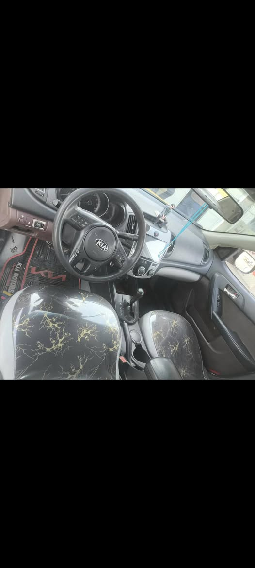 سلام عليكم فورتي الفين 10 محرك ٢٠٠٠حاويه جديد صار اسبوع من شديته منظومه غاز منظومه تبريد ثلج 💨🥶 منضومه زنون صدر خلفي امامي تخم تاير  جديد رقم نكليزي مشروع وطني بسمي شرط تحويل سعر ٦٨,بيها مجال حادثها جاملغ أو بنيد ضربتها اب مريكاء ال شراي ينورني رقم ال تصال ***********.   اثير.     كورك ***********  العنوان بغداد

