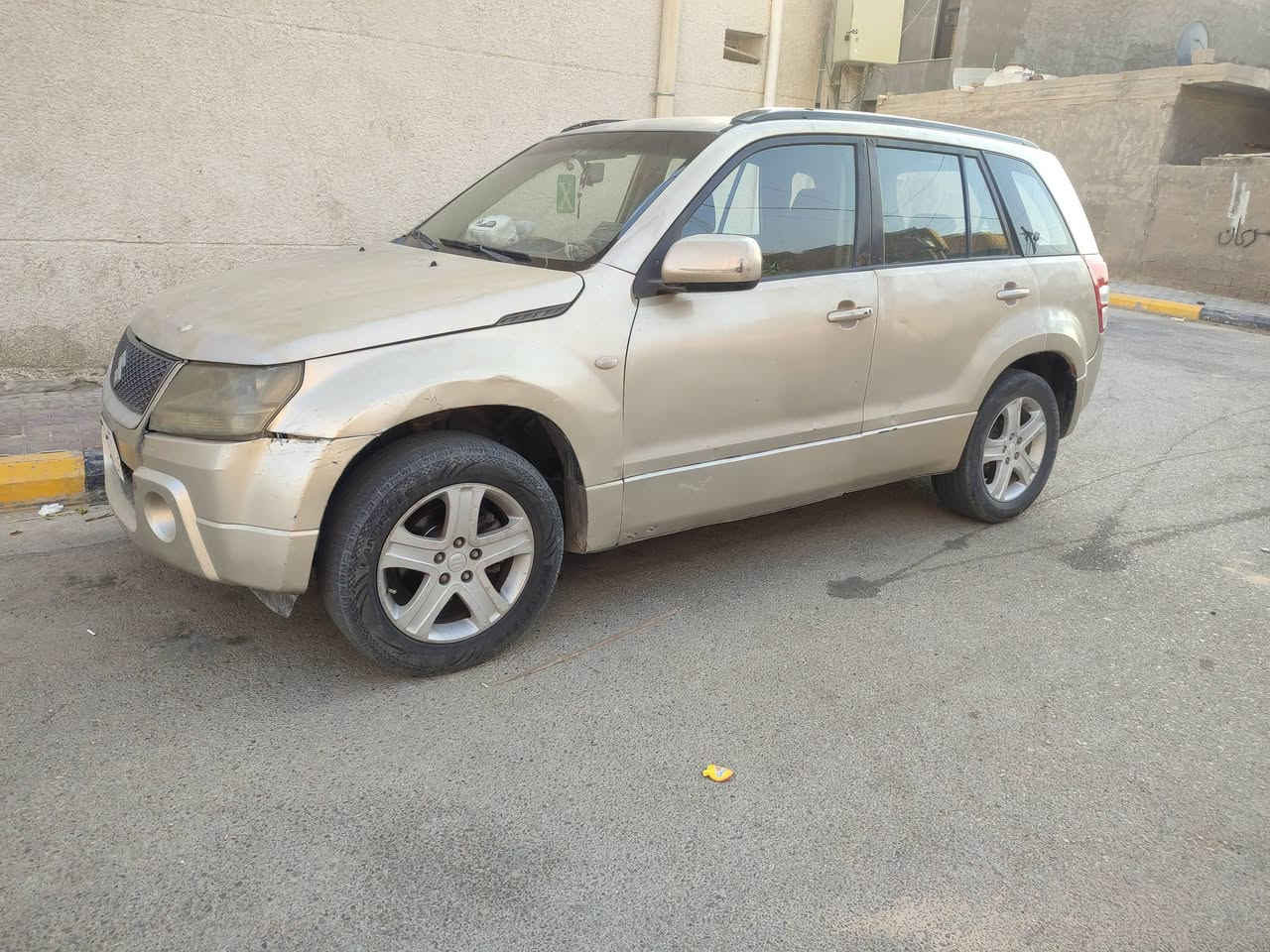 سياره سازوكي گراند ڤيتاره 2007وارد خليجي مابي حادث الرقم ميسان مميز واللون مميز ذهبي المحرك ونجي وكير اوتماتيك ميكانيكي جديد حاويه  النقص كمبريسر تبريد والحداديه 100/50 العنوان كوت واسط 
السعر 45وبيها مجال 
الاتصال على الرقم ***********
او واتساب نفس الرقم
