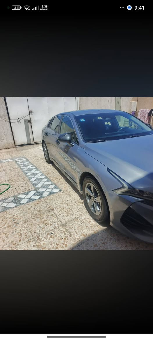 يالسلام عليكم خوان K5 موديل 2021السياره وارد امريكي حلوه تعال وشوف بعينك السياره بيهاتبديل بنيد وكلير جاملغات خلفيه  ماشيه 181مكينه 1600تيربو السياره نص فول مكان السياره البصره السعر 135وبيها مجال ***********
