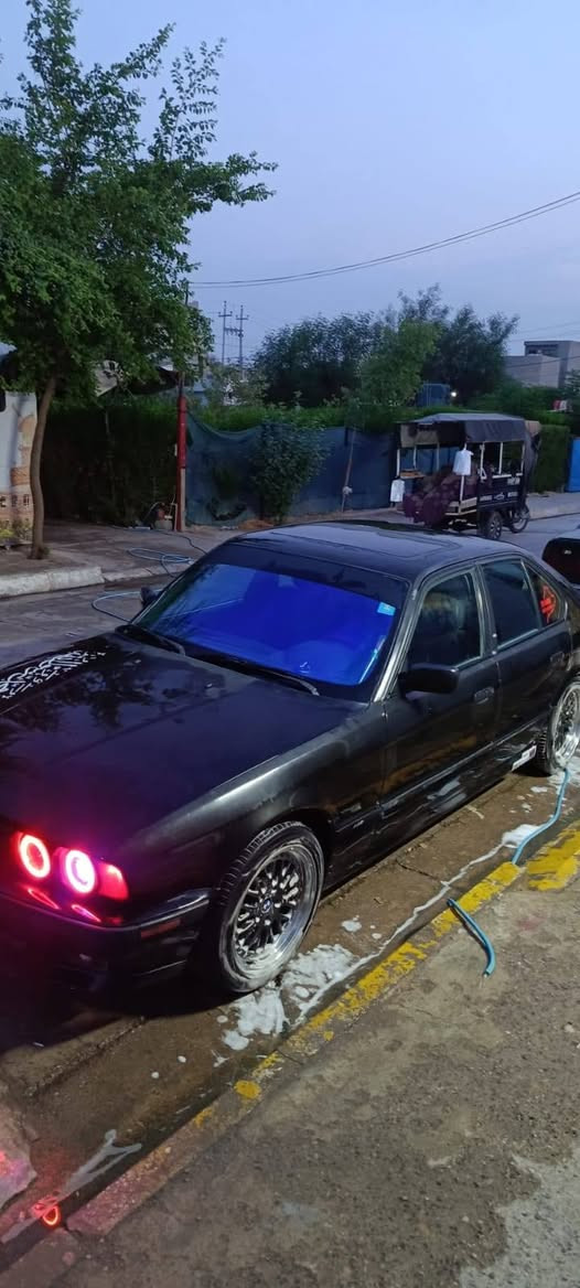 بي ام ٥٢٠ • ١٩٩٢ • رقم كركوك