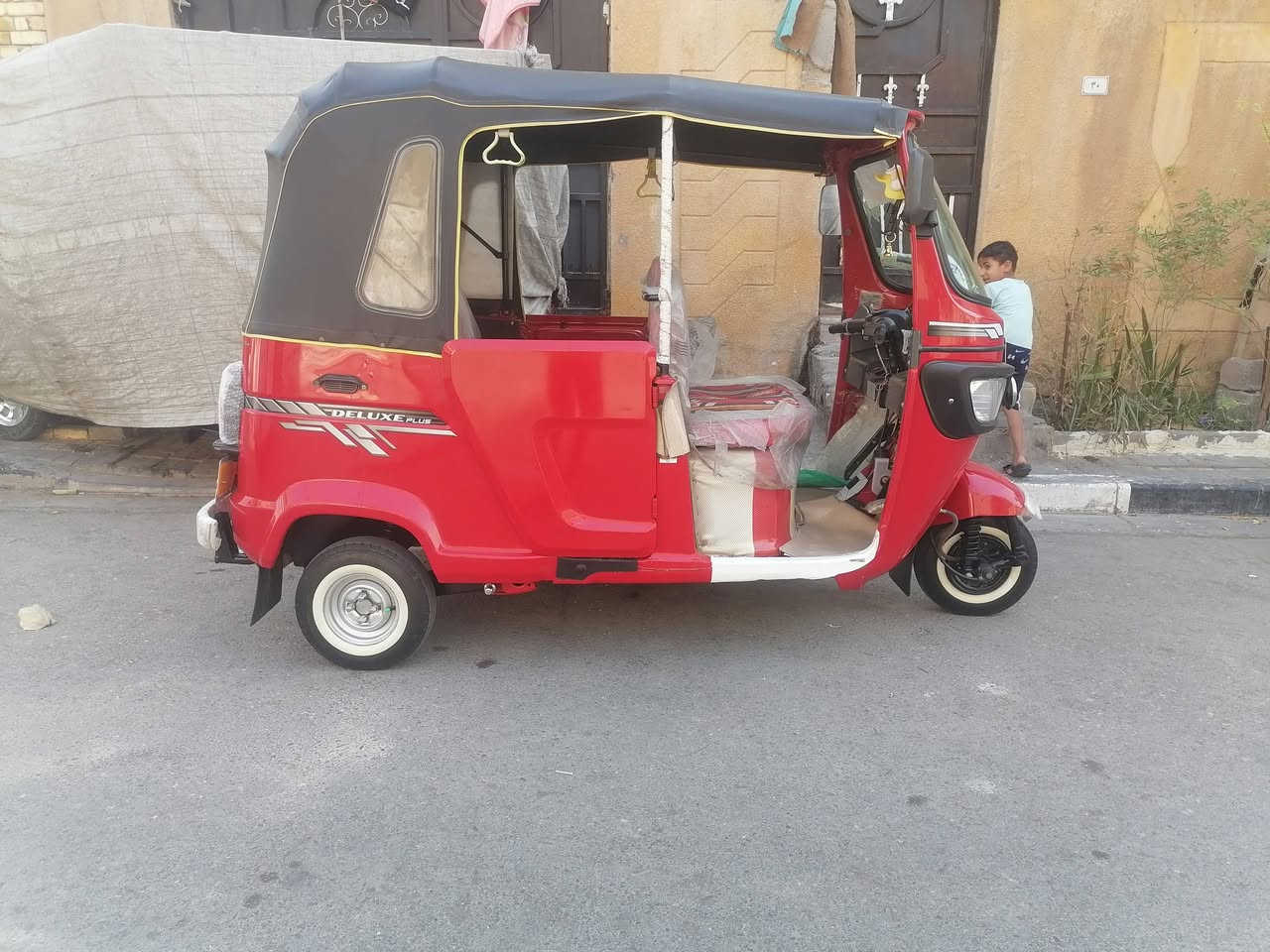 السلام عليكم تكتك للبيع موديل 23  طابه بل 25 تكتك زيرو كفاله عامه السعر 10وربع بيه مجال بصيط 
***********
