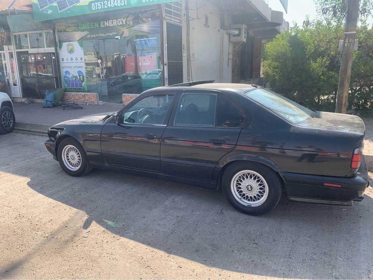 موديل/1992
بيلاد/525i
گير عادي
سنوج جديد
4كهربا
دبل جكمةجة
سوكان ارباگ
كوشن جلد
كوشن كارةبا
نوفورمبكا
سلات
بجم پان
دعاميات m
لايت بلاجكتور بگلات گشتي تازةية
كاملكراوةتة 1995
سةقفو تيكمة بي مةعجون
كيرو مةكينة شةرت
سةيارةكة بي مةسرةفة 
بةس ماشالله ئةوي زور جوانا
قرجي پيشي هةية شايةني باس نية خوم نةيليم لة فةحس دةر ناجي
عنوان كركوك رةحيماوة
سعر53مجالي برايانة
***********
*********** كركوك, العراق

