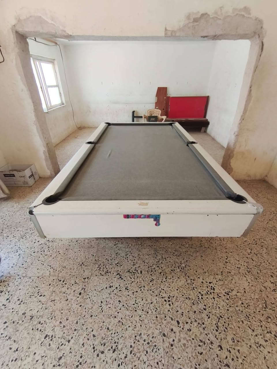 ميز بليارد للبيع
***********
