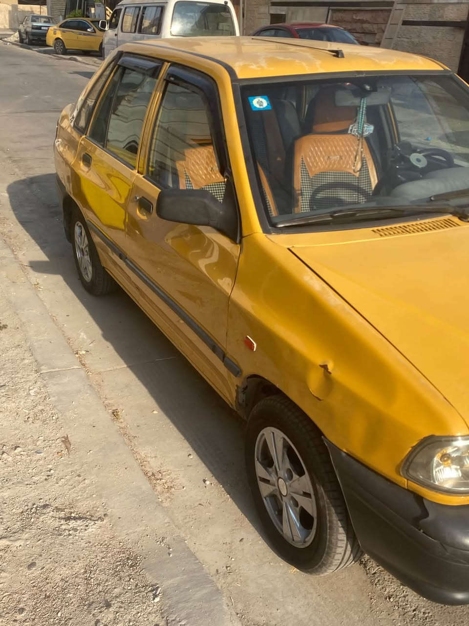 للبيع ٢٠١١ سعر ٢٤
للتواصل ***********
