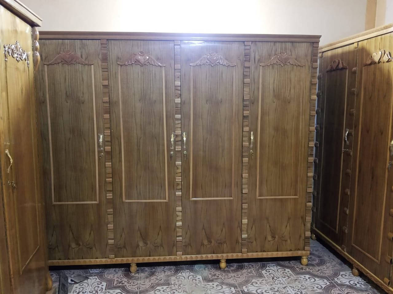 يوجد لدينا جميع الكناتير التفصال وحسب الطلب للتواصل *********** واتساب او اتصل
