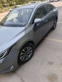 بي واي دي دستروير ٢٠٢٥ للبيع فقط جاملغ امامي مبدل ما بيها صبغ ماشيه ٣٢...