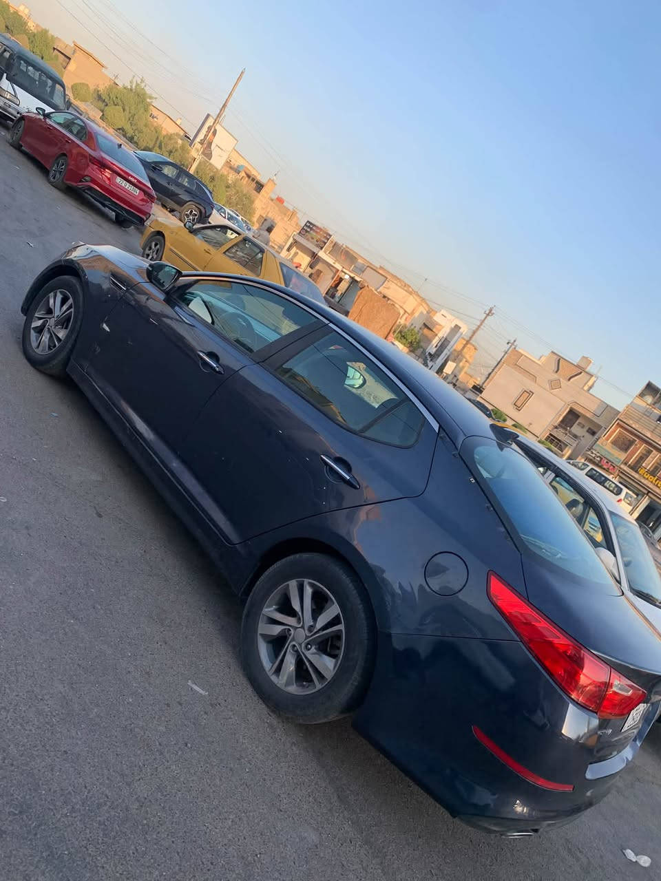 السلام عليكم
اوبتما ٢٠١٥ للبيع 
 وارد امريكي حادثها جاملغ عكس السايق مبدل والبنيد جارد ومصبوغ 
وبيها باردين سياره كامله ومرتبه. 

وباسمي تحويل ثاني يوم

 السعر ١٠٣$ وبيها مجال بسيط للشراي
***********
