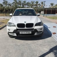 بي إم X5 E70  2008  7راكب 8  سلندر تنفس طبيعي رقم بغداد فول مواصفات هو...