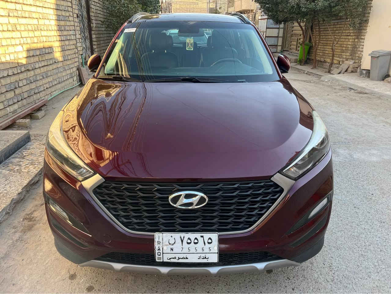 *للبيع 

هونداي توكسان امريكي 2000 GDI
موديل 2017 رقم بغداد مشروع وطني 
المواصفات :
* بنوراما
* رادار نقطه عمياء 
* مري قابله للطي
* مري كهرباء
* كشافات زينون
* ليد نهاري
تحكم ستيرن 4 جهات
* كامره دواره
* مسجل بلادي وشاشه لمس 
* بلوتوث /CD/AUX
* مقاعد جلد
* تدفاه المقاعد الاماميه 
* تدفاه المقاعد الخلفيه 
* مقعد السائق كهرباء
* منضومه تبريد مدامه
* بطاريه جديده
* حداديه مدامه
الضرر جاملغ وربع البنيد رباك بردة فقط  والسونار والفحص موجود العنوان بغداد الزعفرانيه  *********** بغداد, العراق
