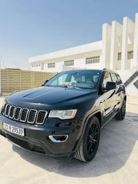 جراند شيروكي • ٢٠١٧ • مبدل بدون ايرباك