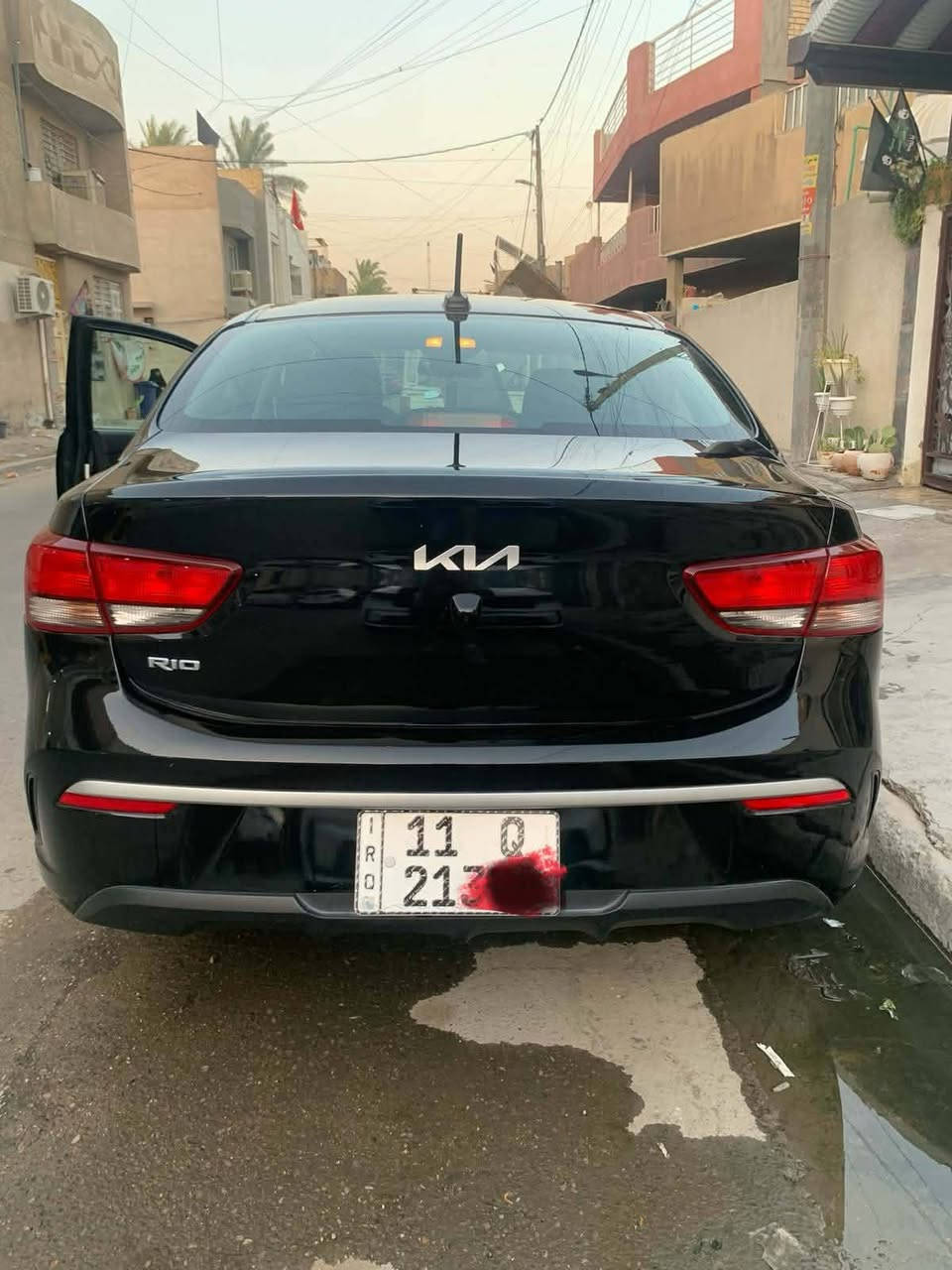 سياره كيا ريو موديل 2023
وارد أمريكا محرك ١٦٠٠ دوش دبل بخاخ
السعر 125 
رقم صاحب سيارة مخول بنشر متوفر واتس اب*********** مكان سيارة بغداد حرية
