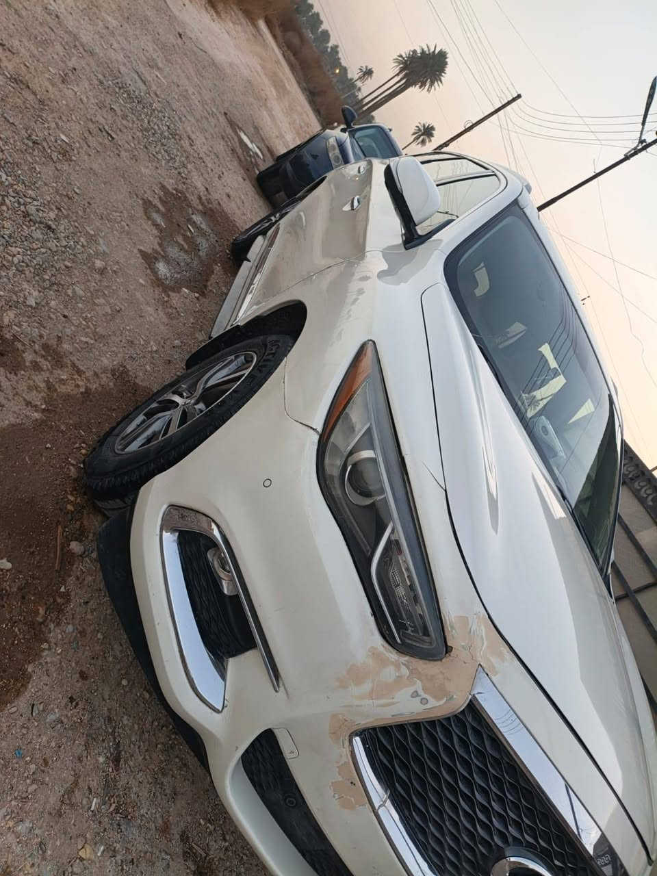 السلام عليكم ورحمة الله وبركاته
نيسان انفنتي QX60 V6 2017
رقم بغداد انكليزي تحويل مباشر 
بااسمي السيارة 
السيارة فول مواصفات لاكشري
تقرير السيارة مرفق مع الصور سرقة 
لا ضربة ولا اي شي 
بلعراق بيها دعامية وصبغ قطعتين كلير فقط 
سيارة كير محرك كلة كفالة  
سيارة مناقصها أي شي كلة ادامة جديدة أول ب أول 
للبيع او المراوس ***********
