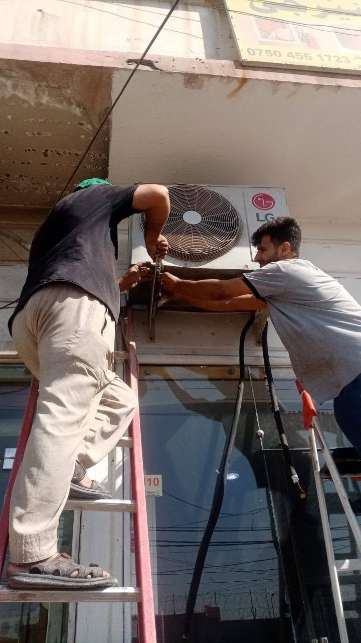 صيانه ماء ومجاري وتركيب سبلت غسل وتنضيف السبلت وصيانه  شد خلاطات واكسسوارت غربي مغاسل
في أربيل شد  الطوافات وتانكيات شد ماطور وبوستر نازل صاعد
غزل السطوح وحمامات من اجود انواع الغزل تركيب سخانت وصيانه
وتئسيس بيوت من الصفر كارد جهاز تسليم مهندس شغل ضمه وضمير لتواصل ***********

صيانه ماء ومجاري وتركيب سبلت غسل وتنضيف السبلت وصيانه  شد خلاطات واكسسوارت غربي مغاسل
