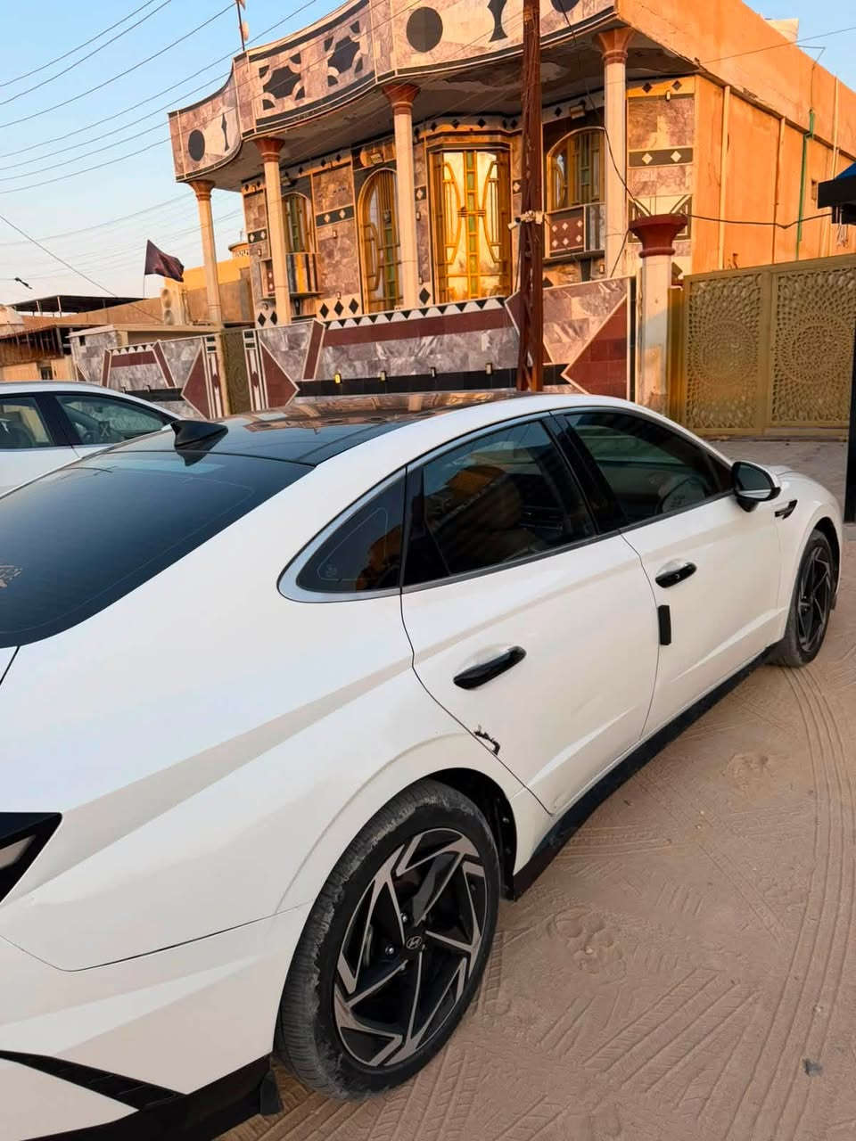 سوناتا 
ماشيه 48 كم 
فول موصفات 
بارد راجع bdr 
2025 
2500 Gdi 
كفالة عامة
210 بيه مجال 
الرقم ***********
