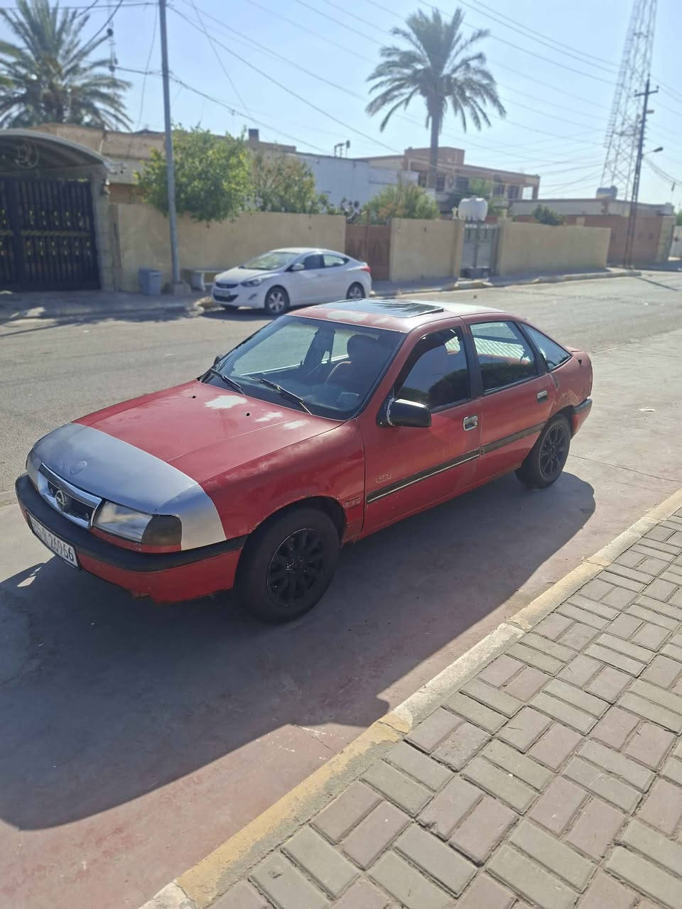 اوبل فكترا 
مكينه 2000
رقم انكليزي بأسمي 
مكينه كير كفاله
صدر جديد تخم تاير جديد
الكشر كدام العين 
سعر 23 بيها مجال مكان السيارة الصقلاوية 
*********** _ *********** Singapore
