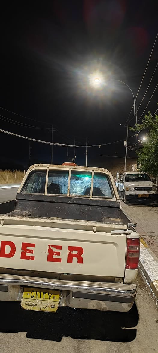 Deer2007 بەغ
دێر 2007مەکینە بەغ  گێرو مەکینە و اکسل بەشرت 
مەنەفیست اسل فسفۆر
سیاری ماڵی فەقیرا توندو بەندا کەمەک مەسروفی بۆ بن خۆتی داوێ 
سبوغ پەلە پەلە هەیە  سارداکوتیش کەمەک هەیە 
سعری بەلاش بەلاش  27واراقە مجالەکی کەم 
بەس پەیواندی جواب دادینەوا   
***********  واستا حسن أربيل, العراق

