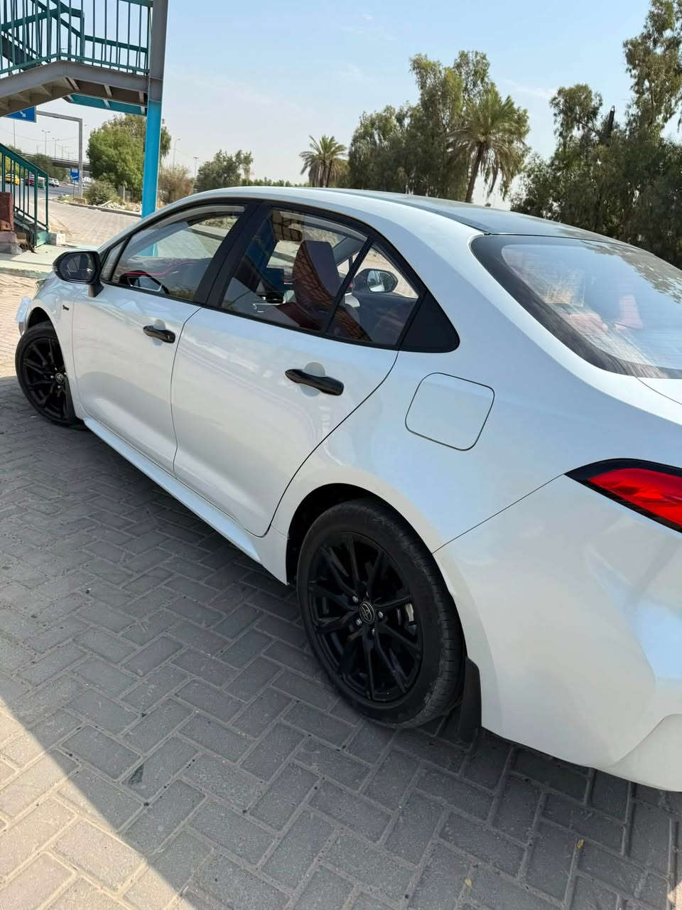 🚗 كورلا 2025 S بلاك ادشن – هايبرد رياضي فاخر
تصميم أنيق بلمسة رياضية، أداء اقتصادي، وتجهيزات متكاملة… الخيار المثالي للباحثين عن الفخامة والاعتمادية 🔥

✨ المواصفات:

 • محرك 1800 سي سي هايبرد اقتصادي

 • فتحة سقف سلايت

 • نظام رادار متطور

 • كرسي كهرباء

 • مقاعد جلد رياضية لون احمر

 • عجلات قياس 17 إنش لون بلاك

 • باقي المواصفات الكاملة معروفة من تويوتا

رقم بغداد

السياره ماشيه 19 الف بعده ع وضع الشركه جديده ومكفوله كفاله عامه ومغلف الدعاميه والبنيد والقماره فابلون اصلي يحافظ عليه من الخدوش

السعر  24900

العنوان بغداد حي تونس

*********** هاتف
