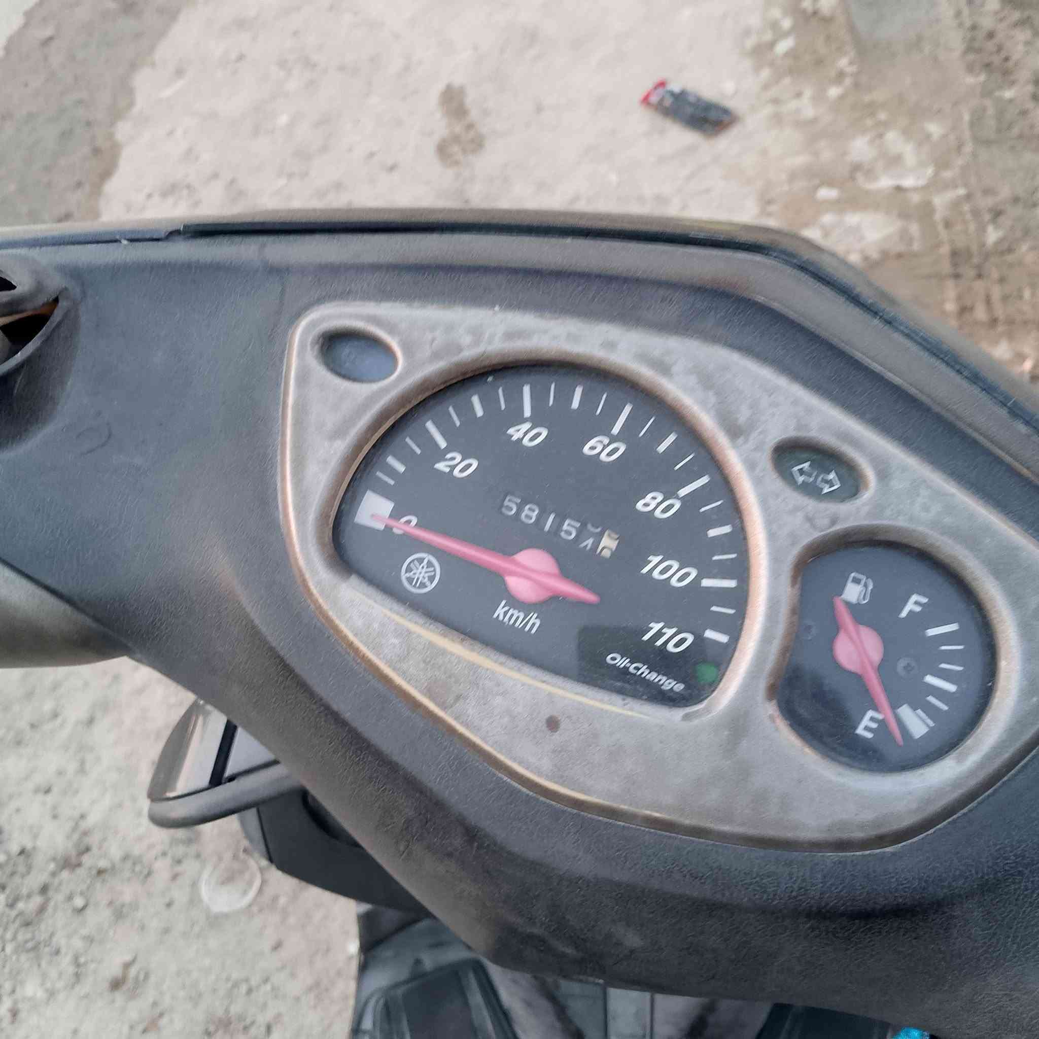 سكنس موديل 2006 سعر 600 وبيها مجال السرعه سرعته 110 ***********
