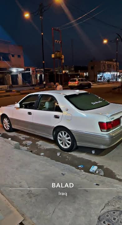 السلام وعليكم ملكه للبيع دكمتين ديفور الجبير السياره جديد صدر امامي خلفي جديد تبريد ثلجج السياره جاهزه وجديده وحلوه الرقم ***********
