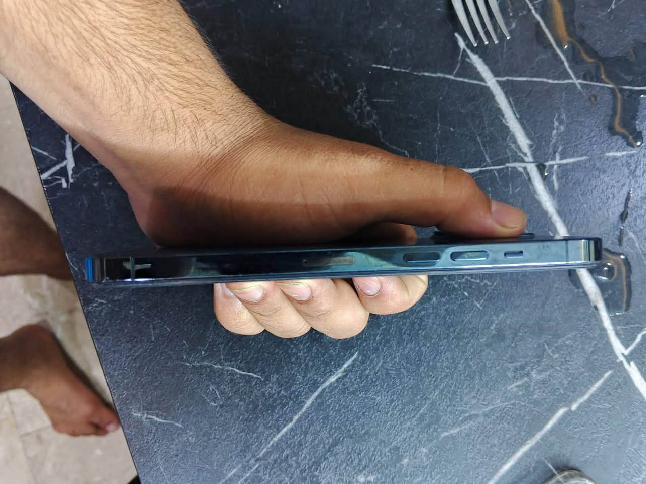 جمعة مباركة
للبيع ايفون  12 pro MAX 
الجهاز يلمع بطاريه ١٠٠ 
دبل شريحة فعليه ويسم 
ملحقات الجهاز شاحن كابل اصلي مع حافضة ماك سيف 
مع لاصق حماية مع عدسات كامرة 
الجهاز ضمانة سبوع للمصداقية تجي تاخذة من البيت 
عنواني بغداد مدينة الصدر للتواصل ***********
السعر 385 وبي مجال قليل / و البيته بل مدينه اله خصم هههه
