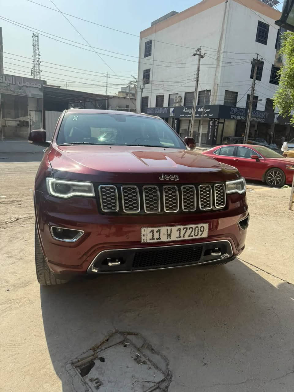 جيب اوفر لاند ٢٠١٩ خليجي
ماشيه ٩٢ k
بيها شبر بارد وشكم رصعه خفيفات كلش 
فتحه بنوراما
بصمه تشغيل عند بعد
جكات تصعد وتنزل 
٣ شاشات 
داخل جلد 
صندوق كهرباء
تحكم كشنات كهرباء
تحكم ستيرن كهرباء
تدفئه كل المقاعد مع الستيرن
تبريد المقاعد الاماميه
مري شفط مع ترحيب مع اشاير بل مري 
حساسات إماميه وخلفيه وجانبيه 
وبعد بيها موصفات خير من الله 
العنوان بغداد 
***********
السعر ٢٤٧ وبيها مجال بسيط
