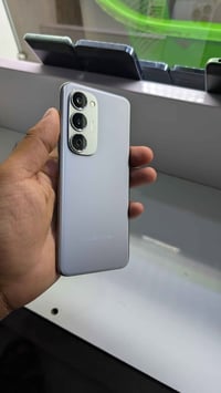 تكنو سبارك ٤٠ برو بلاس فايف جي • ٢٥٦ • نظيف ٩٨٪