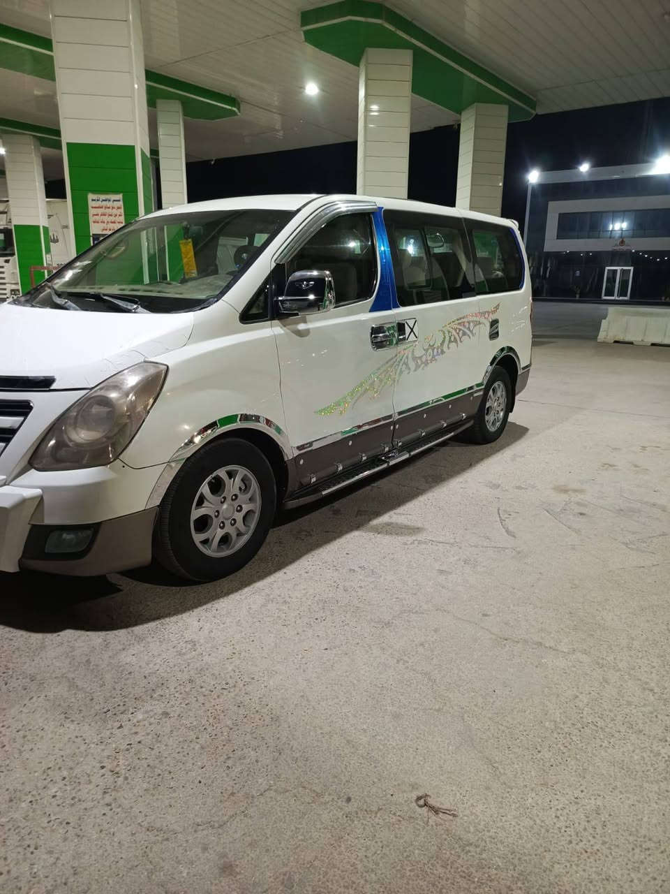 للبيع ستاركس مفتوح محور مسكر اتوماتيك مديل ١١رقم قادسيه نكليزي محرك مكفول تبريد ويياه السويج حداديه تخم تاير كلهاا جاهزه بيهاا صبغ قليل كلش بخشم الجوملغ المامي فقط السعر ١٣٨وبيهاا شي قليل العنوان بابل ***********
