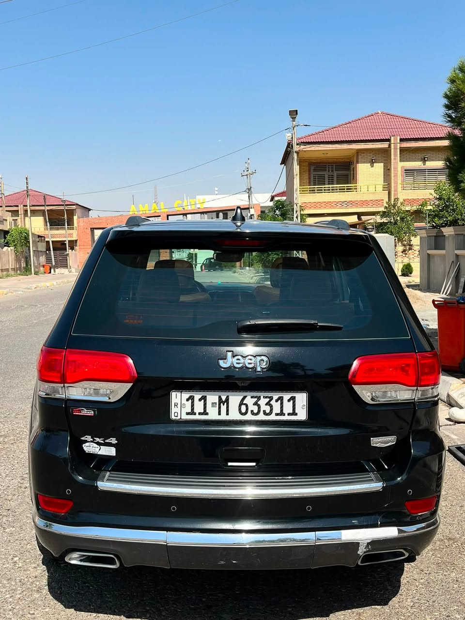 Jeep grand-cherokii summit 3.6 2018
المواصفات 
دفع رباعي
مثبت سرعة 
رادار امامي 
كامرة امامية وخلفية
نظام محافظة على المسار
Auto park
جكات هوائية 
اشارات ترحيب بالمرايا
فتحة سقف بانوراما
لون اسود رقم بغداد شبه مميز
صندوق شفط كهربائي هيدروليك
اربع انظمة للقيادة
نظام sport
كشنات كهربائية سائق مع الراكب
تبريد قطعتين 
تحتوي على قسيمة بانزين 
السيارة فول مواصفات 
السعر ٢١٥
مكان السيارة كركوك 
للتواصل واتساب (فقط واتساب)
0780364544
للاتصال ***********
