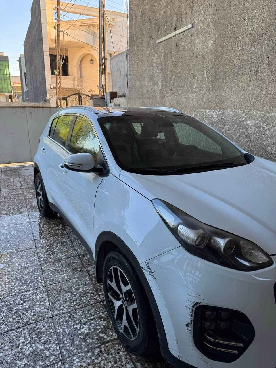 السلام عليكم
سبورتج 2018 خليجي مكفولة
عدى طخة بالدعامية وبارد بسيط بالجاملغ
ماشية 61 الف كم حقيقي
بانوراما
مكينة 2000 دوش
تحكم ستيرن جهتين
حساسات خلفي وامامي
كامرة خلفية
كشنات جلد
مثبت سرعة
اشاير بالمري
تبريد قطعتين
رقم بغداد مشروع وطني
السعر 187 وبيها مجال بسيط
مكاني بغداد حي الحسين
***********
