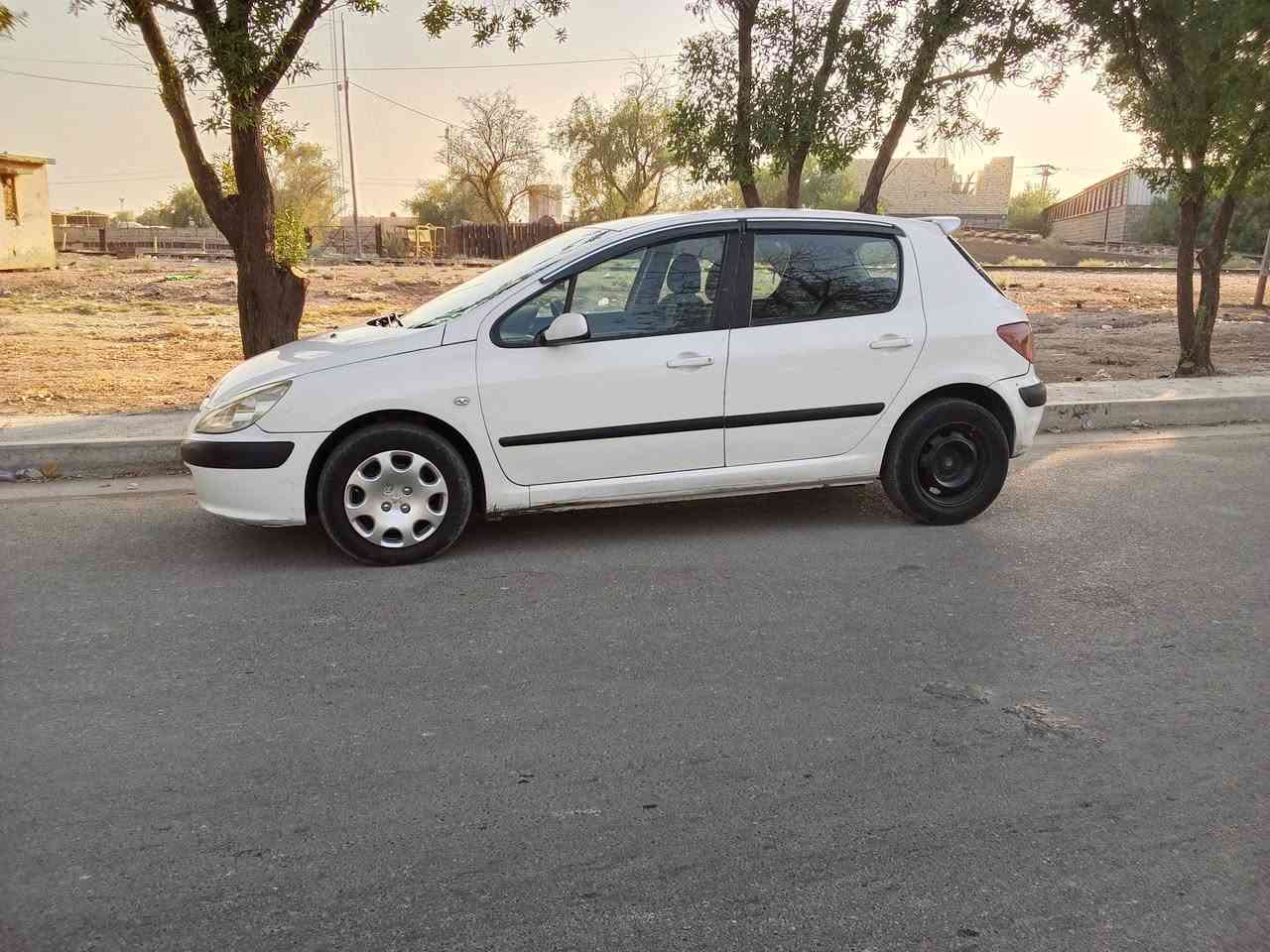 السلام عليكم
بيجو307/ 2005
بسمي رقم بغداد
كير ومحرك كفالة 
مكينه 2000
تبريد ثلج 
مري شفط ويه السويج
السيارة جاهزه وما بيها اي نقص
مكاني بغداد الكرخ
السعر 44$

‏‪***********‬‏
‏‪***********‬‏
