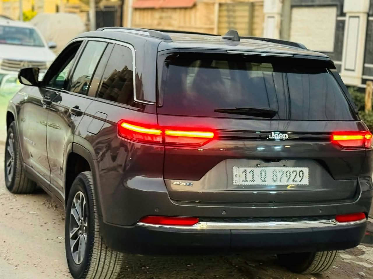 كراند شيروكي 4XE • ٢٠٢٤ • هايبرد
