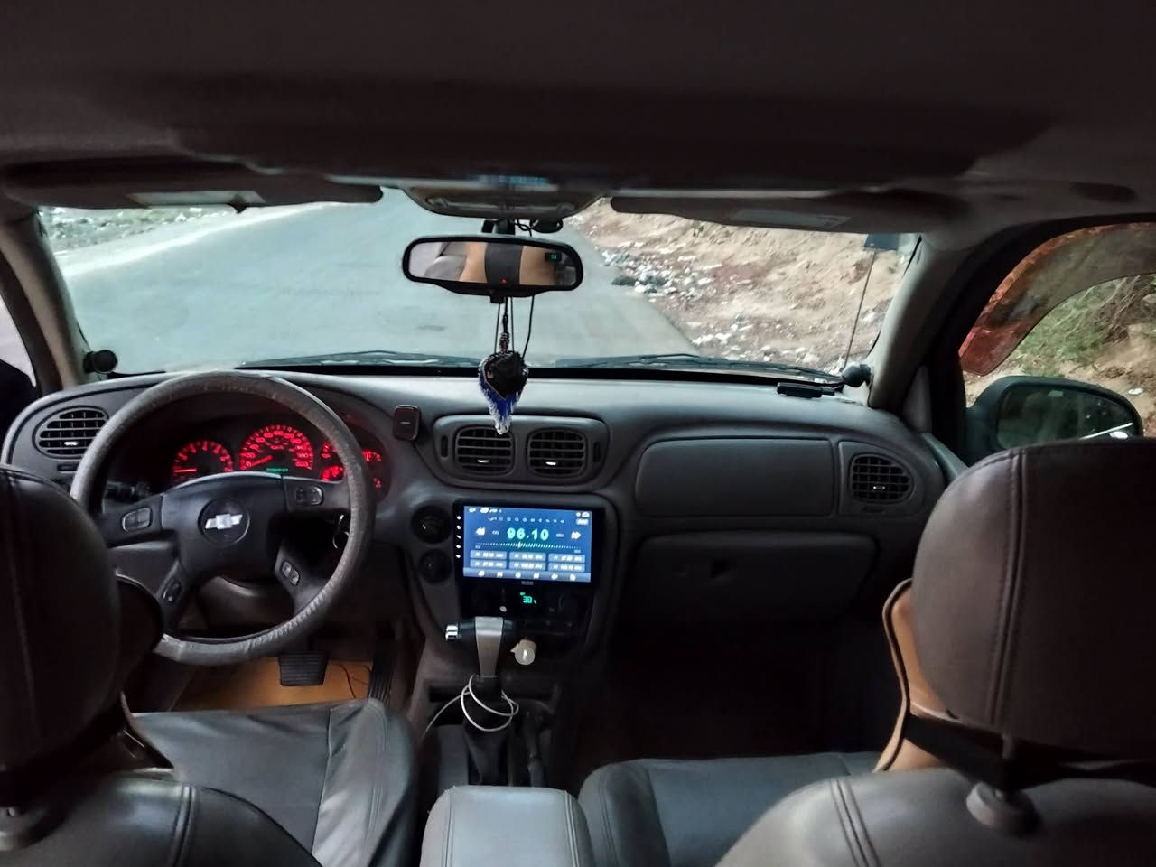 السلام عليكم بلايزر 2005 LTZ مكفوله سنويه 2028  باسمي ت *********** السعر 95
