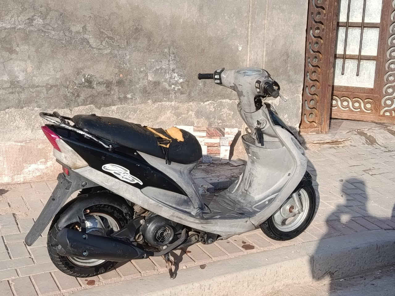 سلام عليك منغولي البيع تجفيت جديد خير من الله دراجه ب 400 وبيه مجال ***********هذه رقمي
