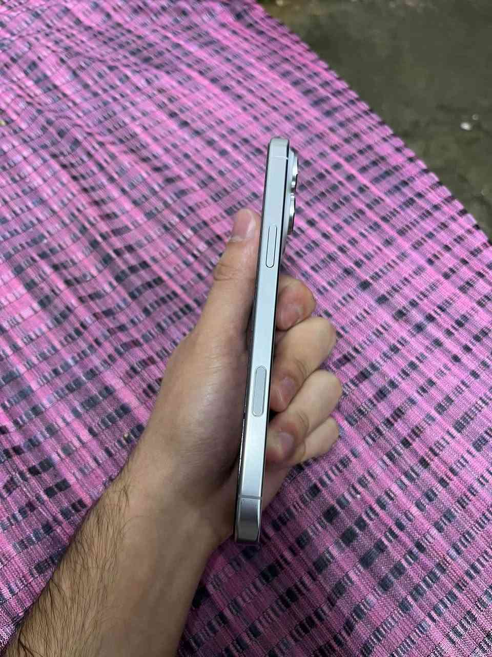 16 برو ماكس نظافه مثل متشوف مابي ولا شخط بطارية 🔋 94 عدد دورات ٣٠٠ ذاكرة 256 باكيت و كيبل موجودات مالاته مكاني فلوجة ومرات اتواجد بغداد 1375 اذا ما يعجبك السعر يولي المنشور  دا نيباع بطارية ٩٠ ومو بنظافه هذا ب مليون ٤٠٠ و فوك *********** هـ وبي واتساب
