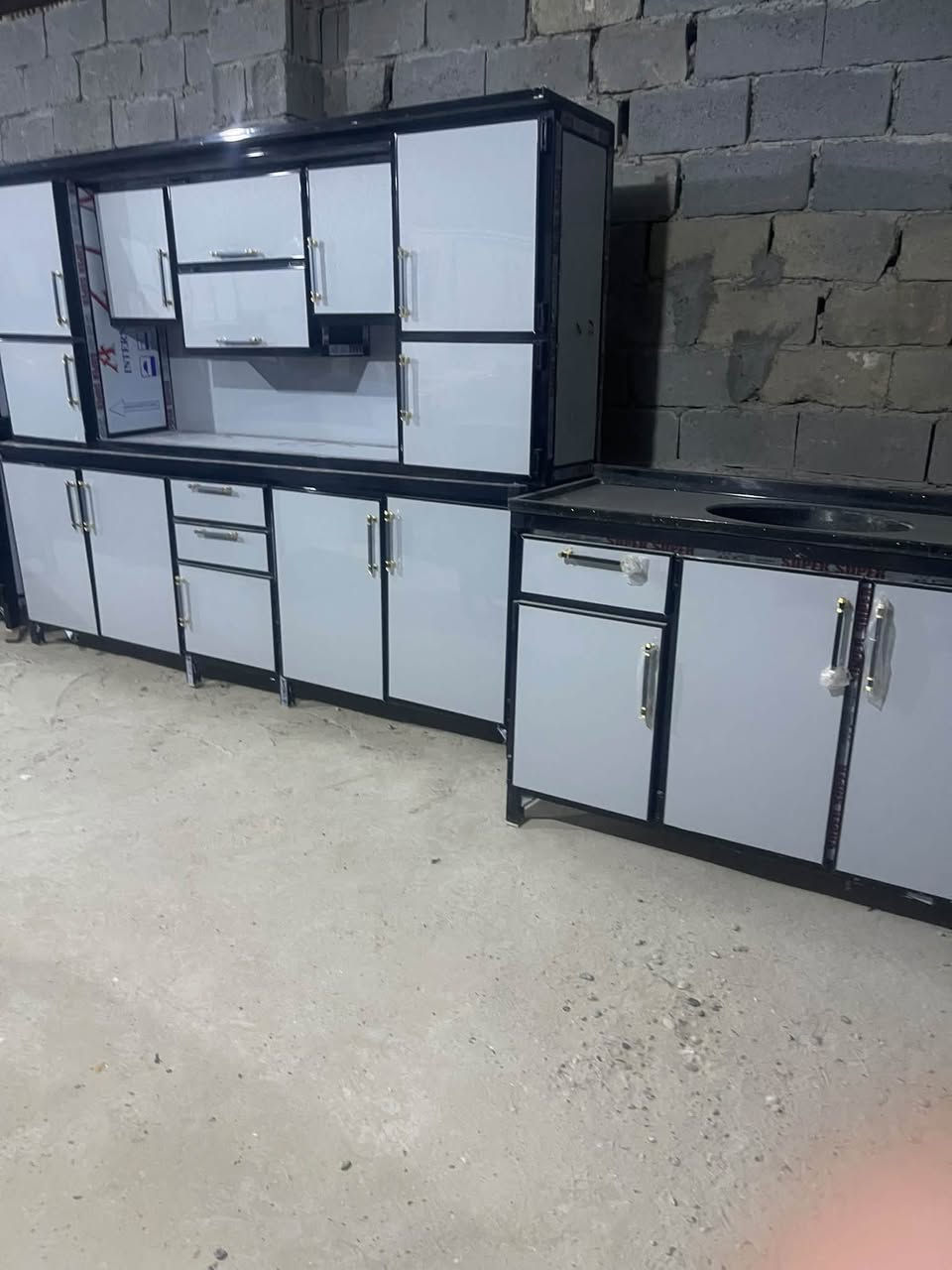كاونترات شغل فول معرض عمار الخفاجي /بابل الاسكندريه مجمع حطين تتوفر خدمه توصيل //بغداد /بابل /كربلاء/ ***********/***********
