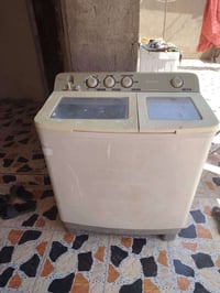 عندي غساله نضيفه تخبل تاخذه وتدعيلي للاتصال 07770511130السعر 70