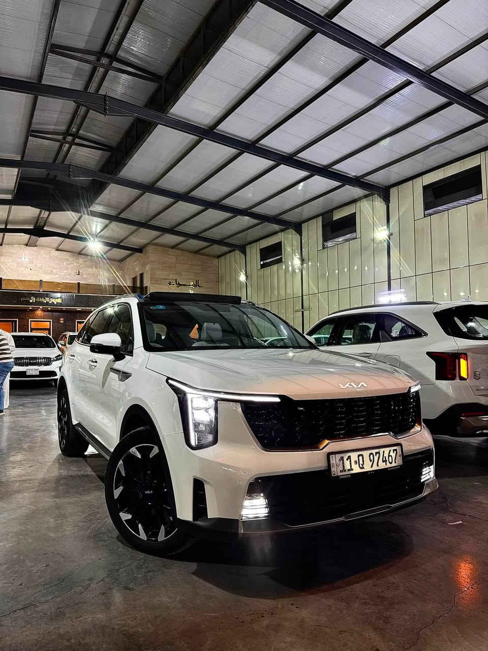 🚘🔥 للبيع | كيا سورنتو 2025 🔥🚘
💎 KIA SORENTO 2025 💎
🇰🇷 خليجي | رقم بغداد
✨ بحالة الوكالة ومكفولة كفالة عامة ✨
📏 الممشى: 30,000 كم حقيقي ✅
━━━━━━━━━━━━━━━━━━
💠 المواصفات:
مكينه 6 سلندر🔥
🌤️ بانوراما
🔑 بصمة 
🛞 ويل كب 20 
📡 حساسات أمامية وخلفية
🖥️ شاشة كبيرة
🎥 كاميرا خلفية
⚡ كراسي كهربائية
🅿️ صندوق خلفي كهربائي
💡 إنارة LED نهارية
✨ وباقي المواصفات الأساسية والتجهيزات
━━━━━━━━━━━━━━━━━━
💰 السعر: 297 جدا مناسب
🤝 وبيها مجال بسيط 
📍 الموقع: بغداد – الكرخ – معارض البياع
📞 للاستفسار والاتصال:
***********
***********
